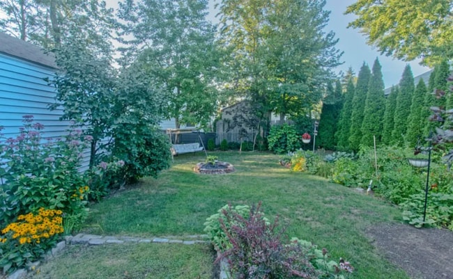 Building Photo - 52 Ludger Ave