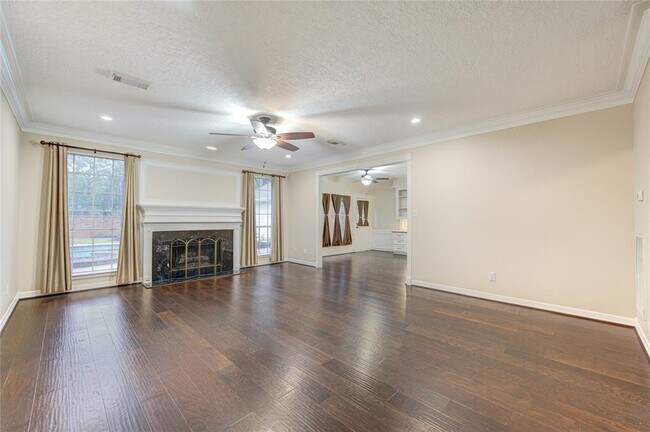 Building Photo - 19330 Foxtree Ln