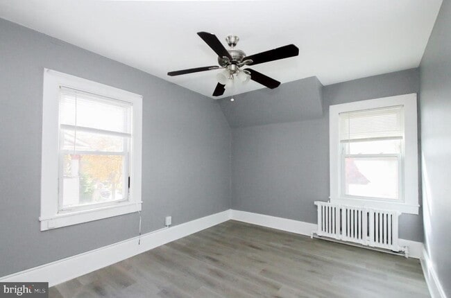 Building Photo - 2004 Trenton Ave