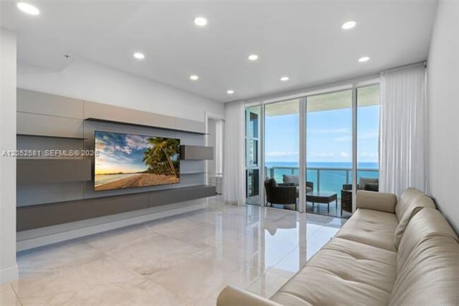 Building Photo - 18201 Collins Ave