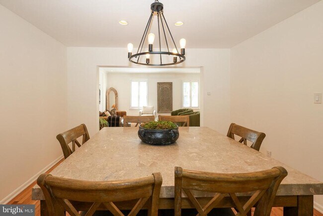 Building Photo - 206 Drakes Drum Dr
