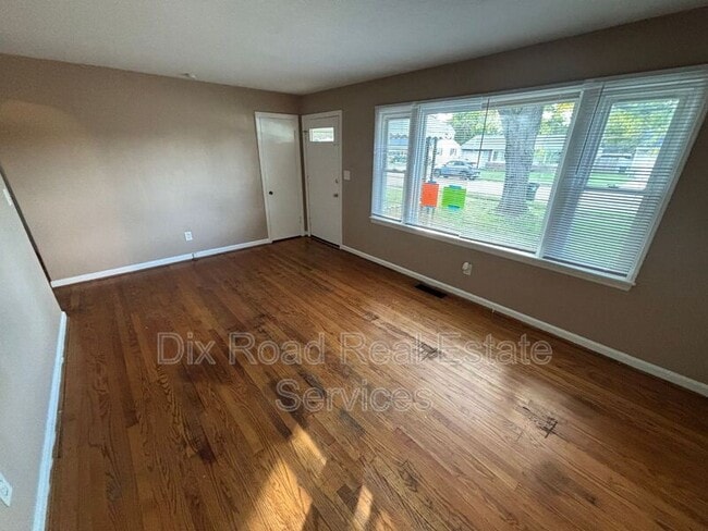 Building Photo - 1303 Barnitz St