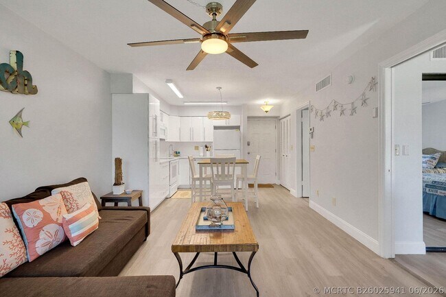 Building Photo - 2400 S Ocean Dr