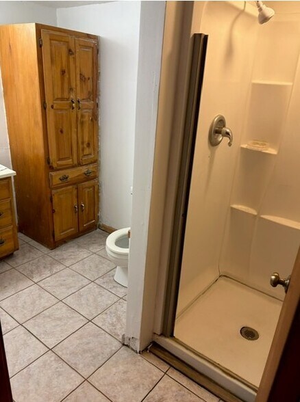 Building Photo - 1084 E Santa Fe St