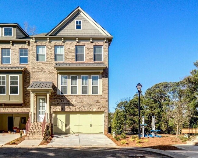 Primary Photo - 1295 Linden Ct
