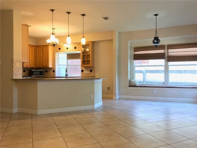 Building Photo - 1418 Summerplace Dr