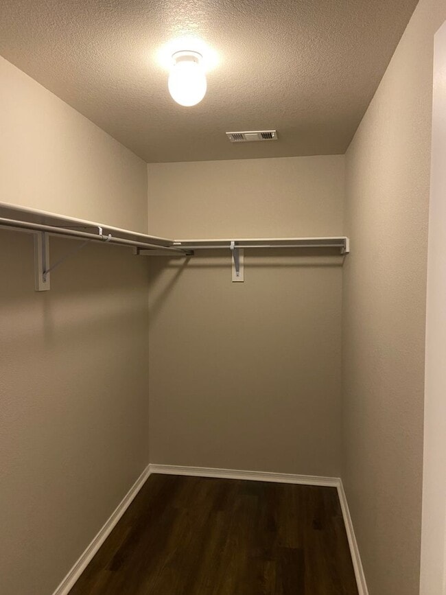 Building Photo - 3828 Travers Ln