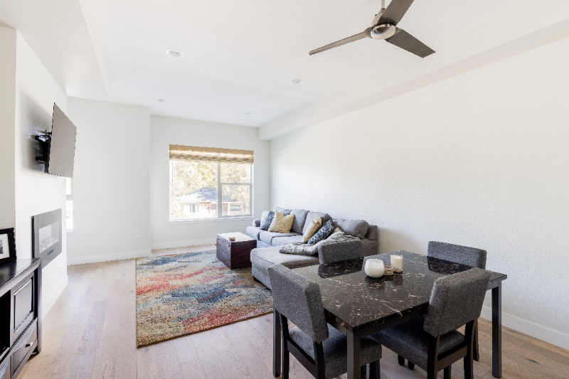 Building Photo - 3460 E 31st Ave