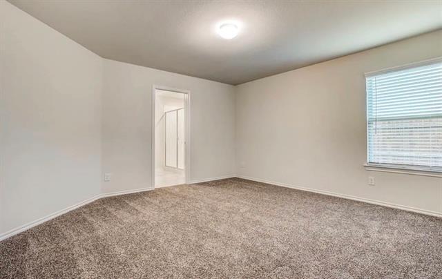 Building Photo - 2426 Lupton St