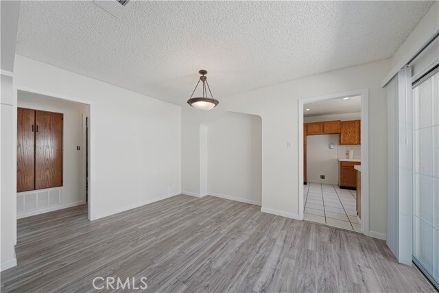 Building Photo - 3025 Sherwood Ave