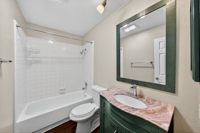 Building Photo - 4107 Medical Dr