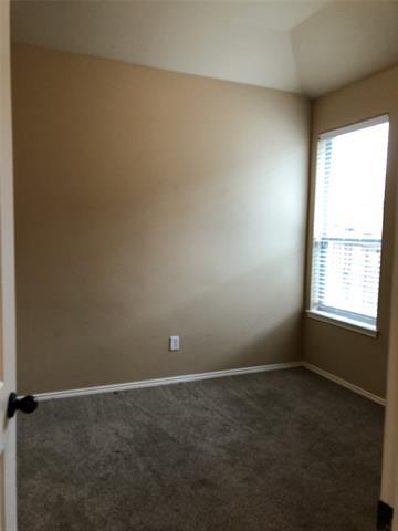 Building Photo - 2305 Wood River Pkwy