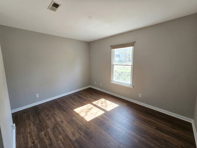 Building Photo - 2706 Ramblegate Ln