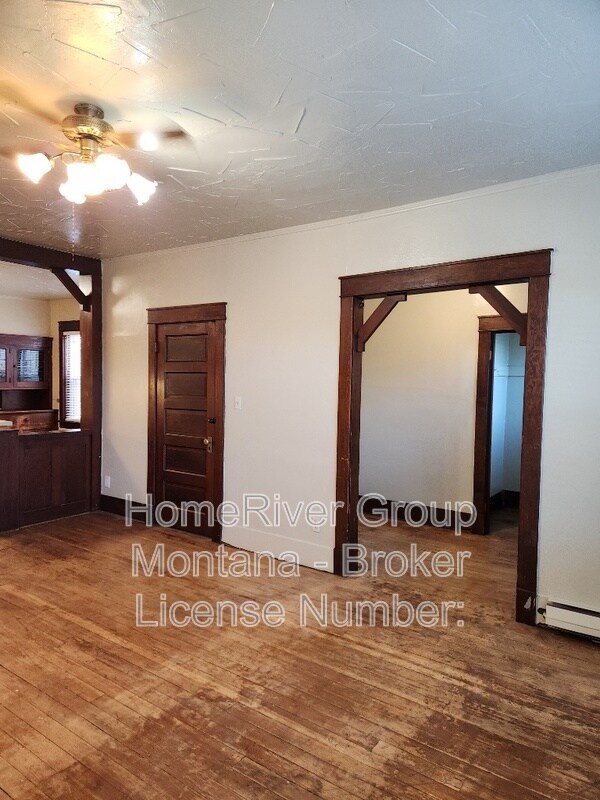 Building Photo - 542 S 3rd St W