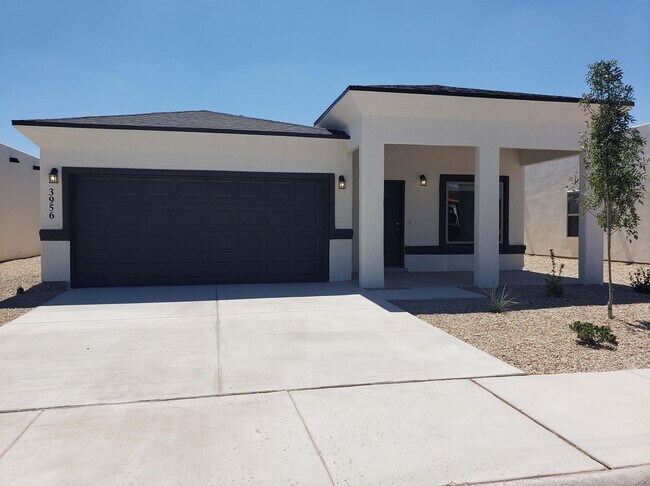 Building Photo - 3956 Santa Sophia Rd