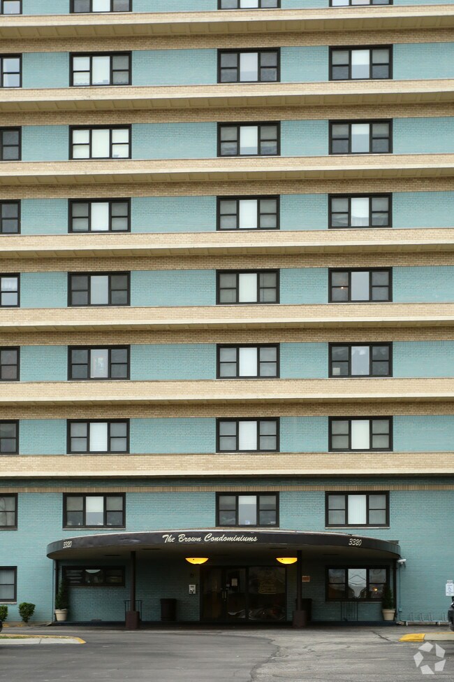 The Brown Suburban 3320 Bardstown Rd Louisville KY 40218 Apartment