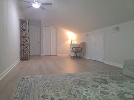 Building Photo - 17651 Graham St