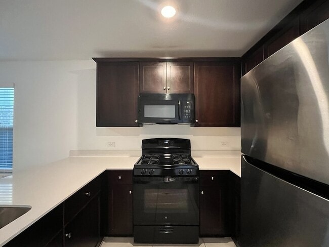 Building Photo - 3408 Harper St