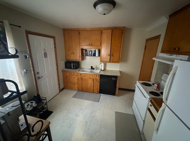 Building Photo - 1003 Ann St