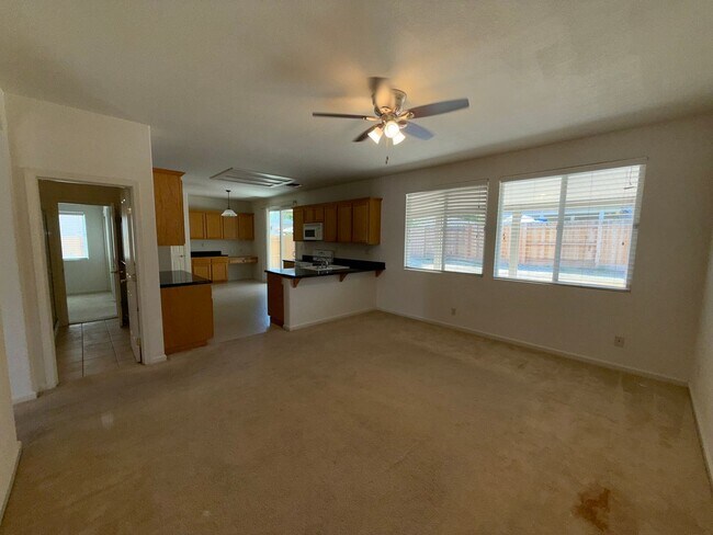 Building Photo - 6220 Orchard Hill Way
