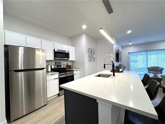 Building Photo - 69 Erie Rdg Dr