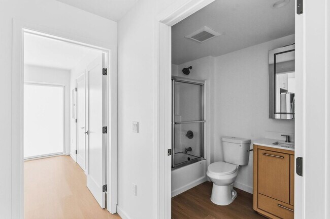 Building Photo - 6640 Valjean Ct