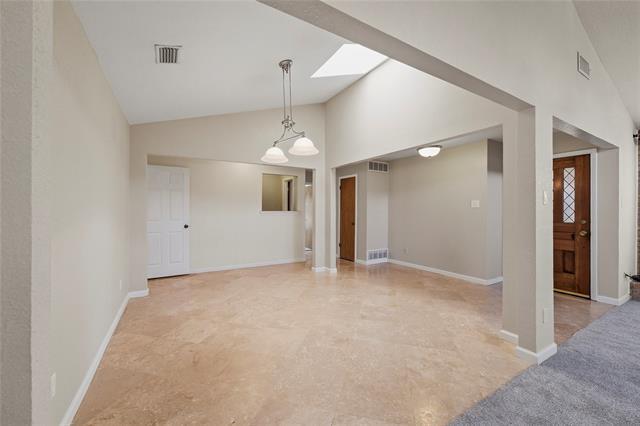Building Photo - 322 N Greenstone Ln