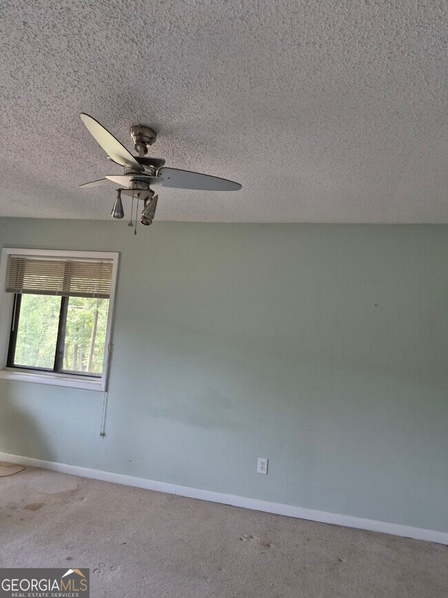 Building Photo - 7 Quail Run