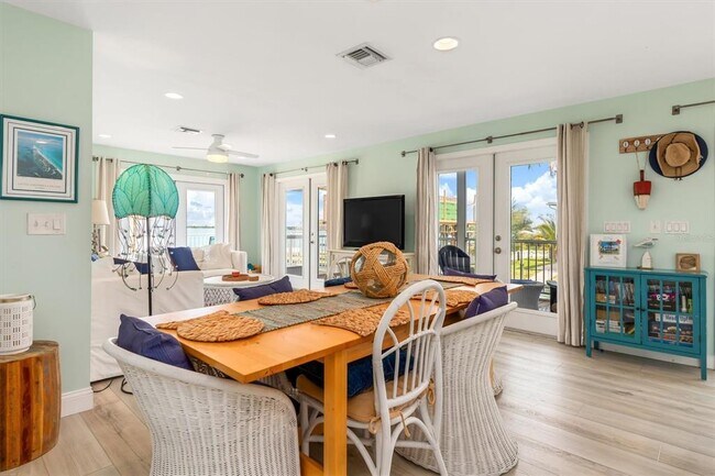 Building Photo - 9750 LITTLE GASPARILLA Is