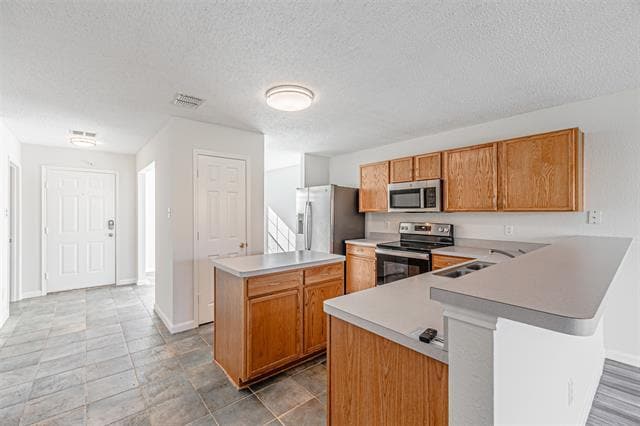 Building Photo - 1013 Post Oak Trail