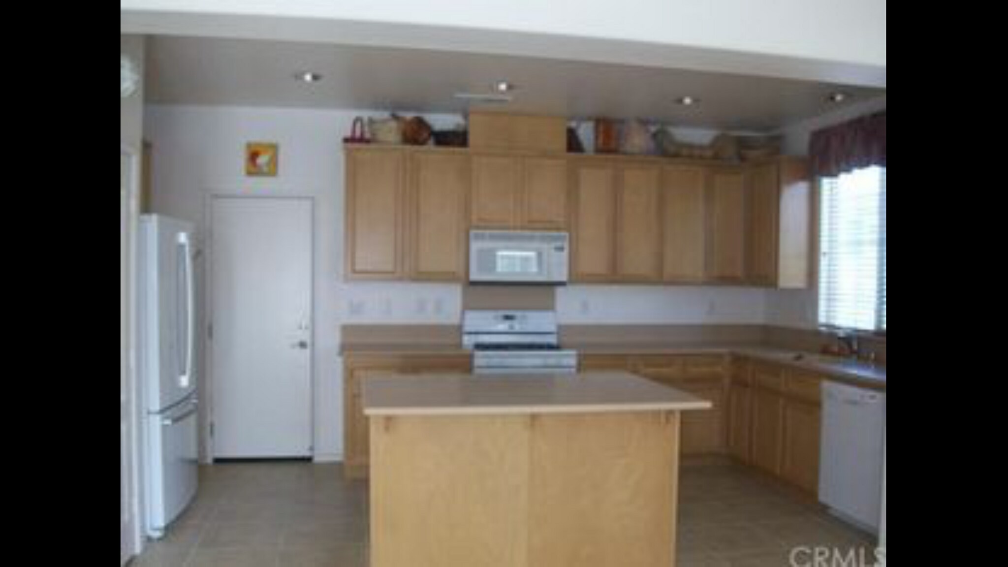 Building Photo - 1645 Beaver Creek