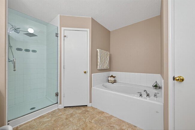 Building Photo - 21539 Olympic Forest Dr