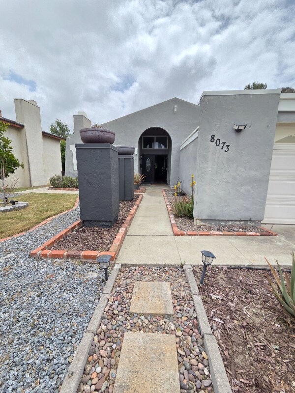 Building Photo - 8073 Hillandale Dr
