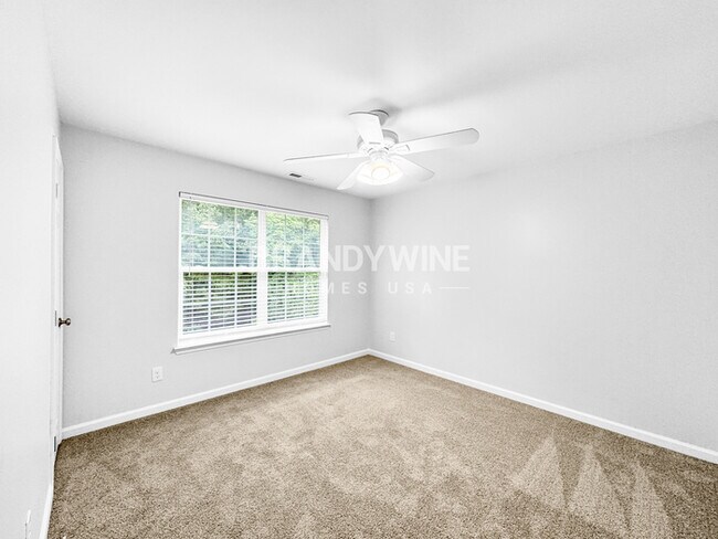 Building Photo - 986 Ramsgate Dr SW