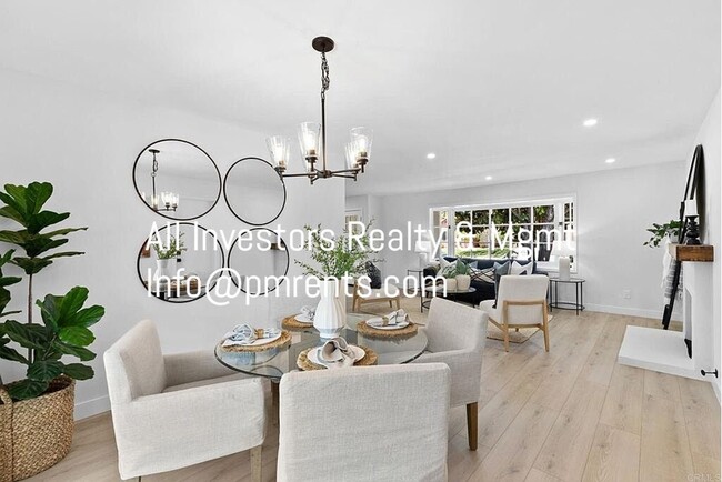 Building Photo - 4959 Park Dr