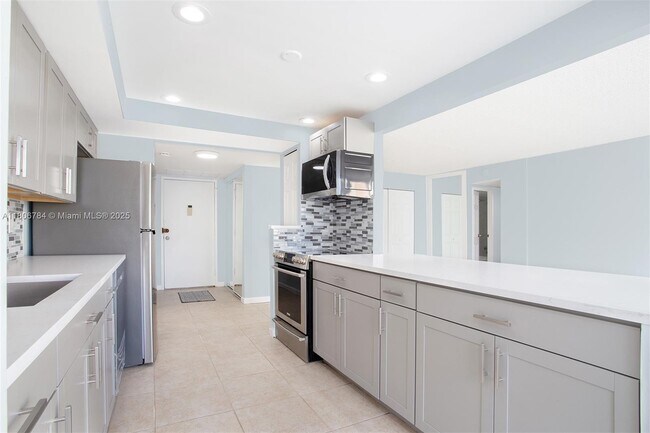 Building Photo - 601 Three Islands Boulevard