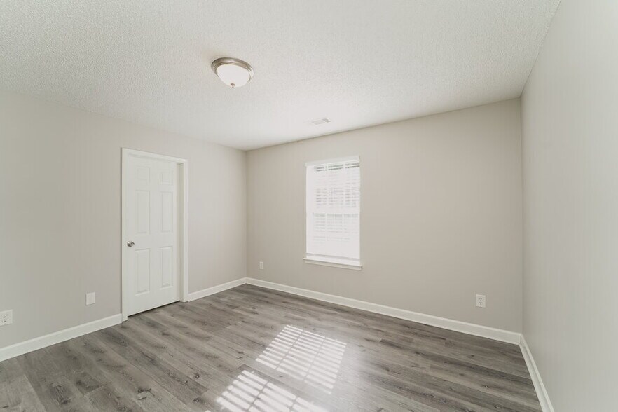 Building Photo - 4087 Counselors Dr