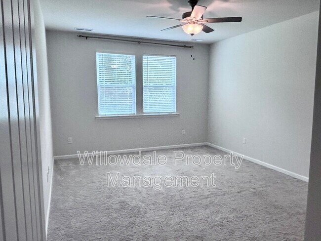 Building Photo - 1020 Garrow Dr