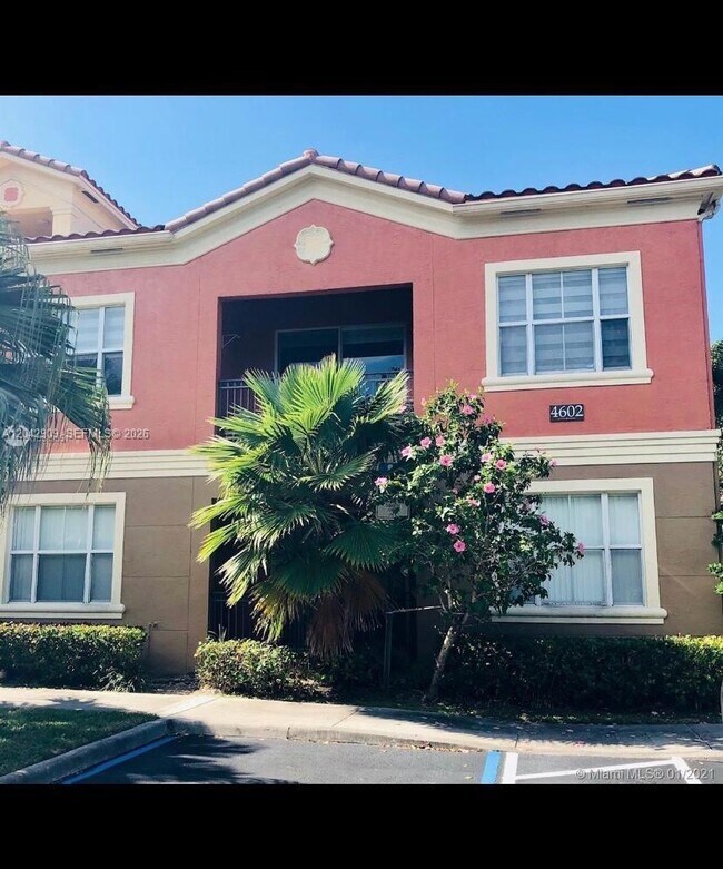 Building Photo - 4602 SW 160th Ave