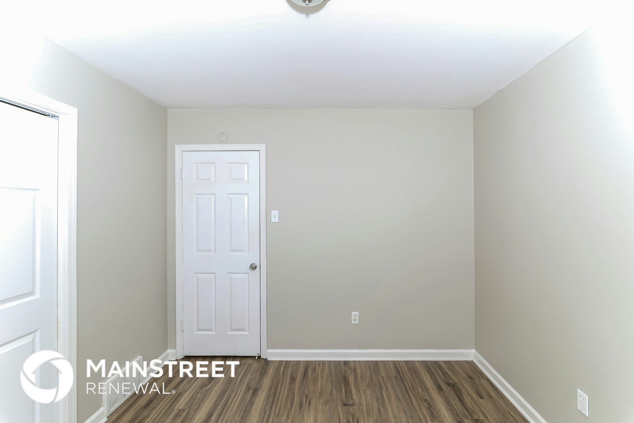 Building Photo - 6350 Limewood Ave