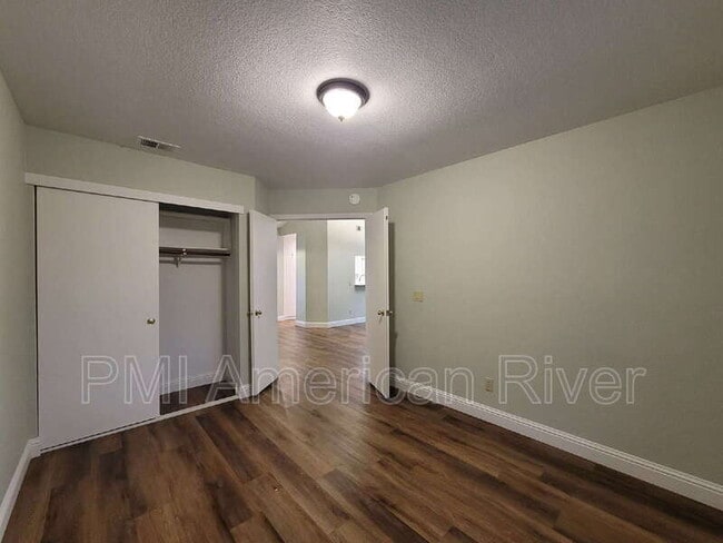 Building Photo - 5628 Bolton Way