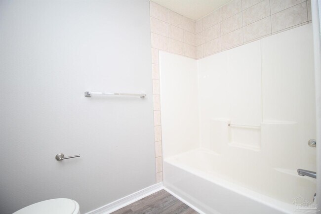 Building Photo - 1927 America Ave