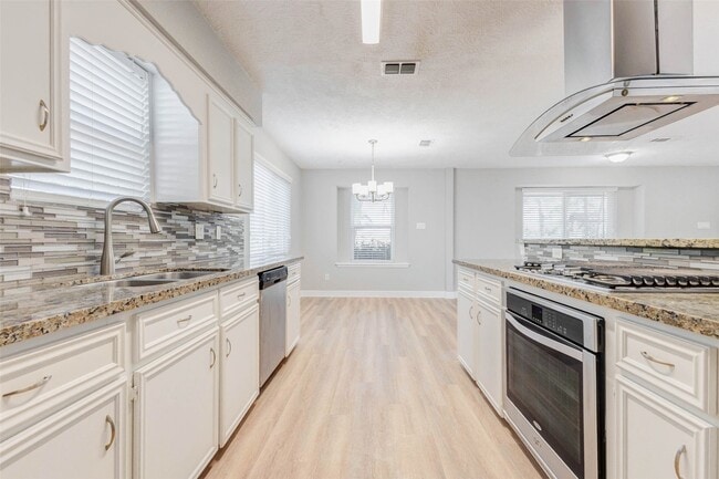 Building Photo - 18526 Fenske Rd