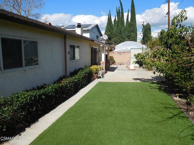 Building Photo - 1394 Sycamore Dr