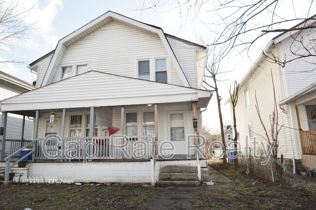 Building Photo - 1111 E 22nd Ave