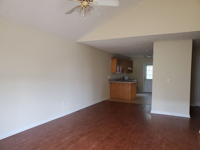 Building Photo - 197&amp;199 Scottie Drive