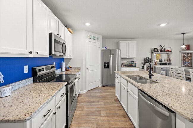 Building Photo - 1016 Limpkin St