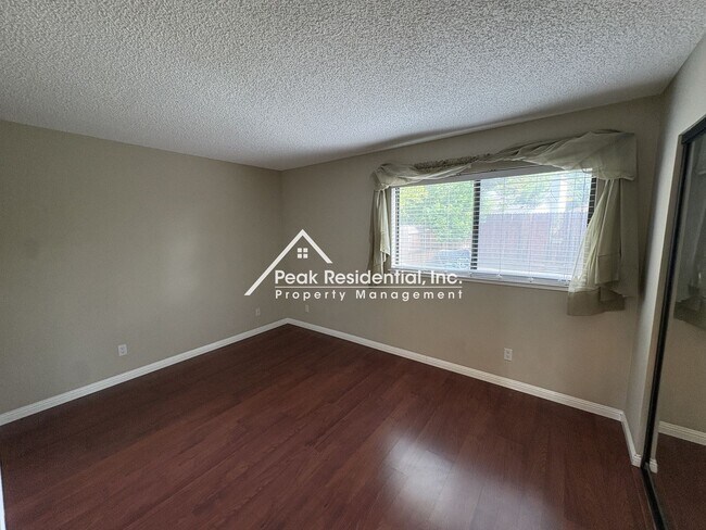 Building Photo - 11037 Mammoth River Ct