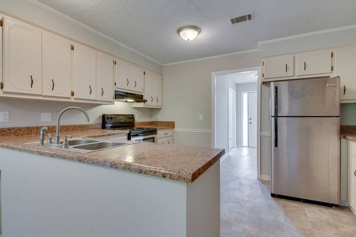 Building Photo - 3459 Linderwood Dr