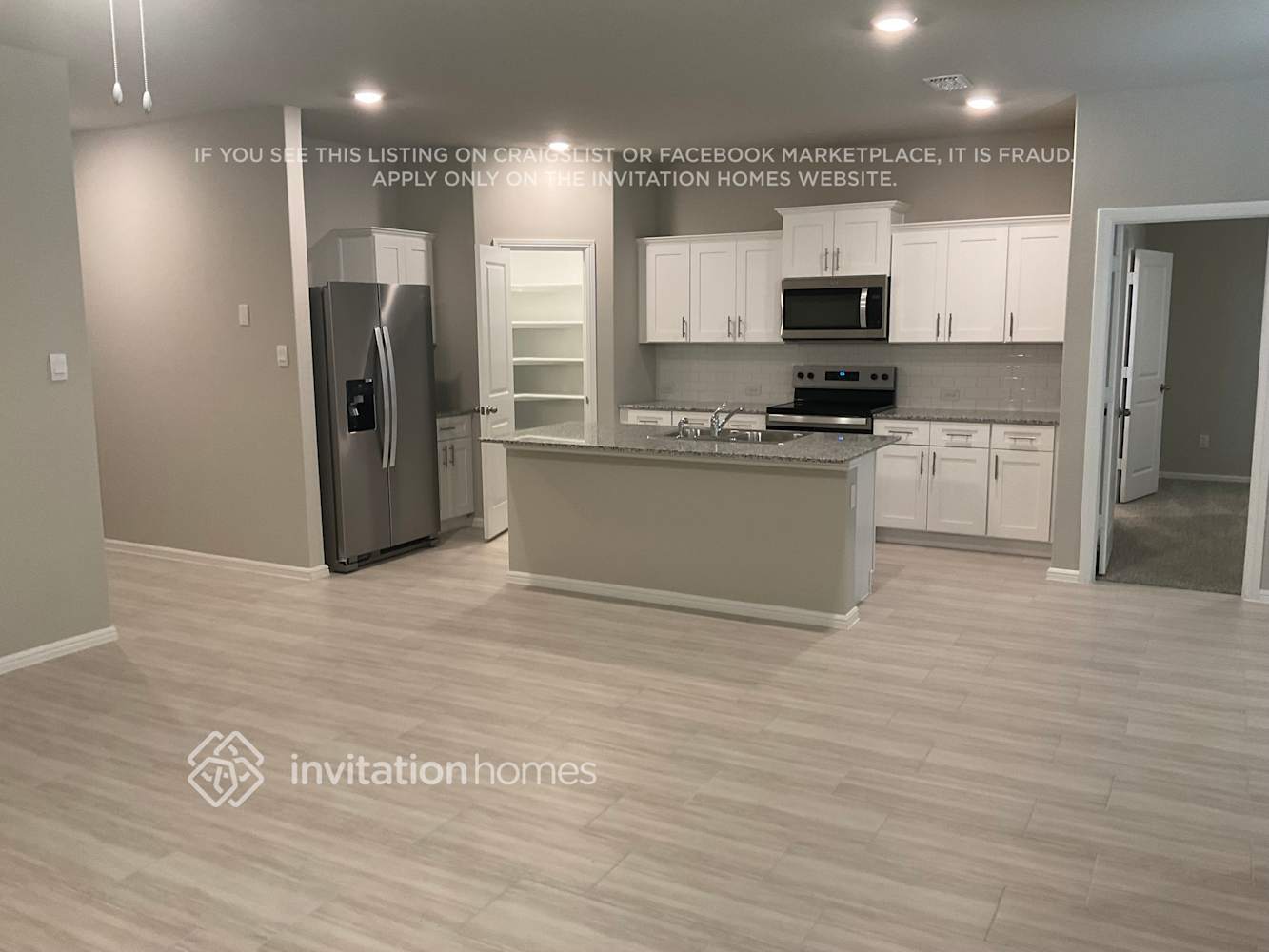 Building Photo - 224 Blanco Dr